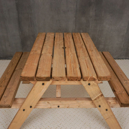 Classic Pub Style Picnic Bench and Table - Rustic Finish
