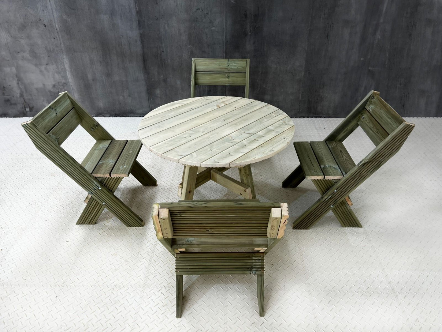 DeckFusion Wooden Rounded Picnic Table and Four Chairs Set