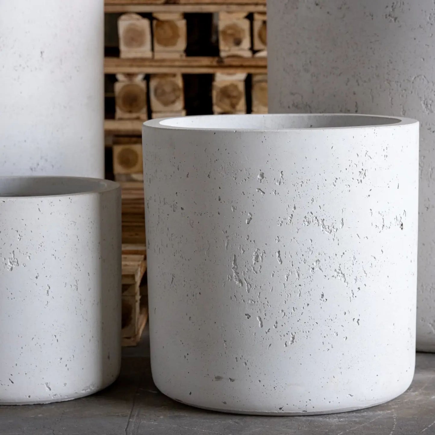 Aurella | White Mist – 70cm X Large Concrete Cylinder Planter – 199L Round Plant Pot