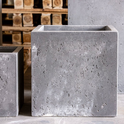 Cubrosa | Onyx Dusk – 100cm XXL Concrete Square Planter – 782L Block Plant Pot