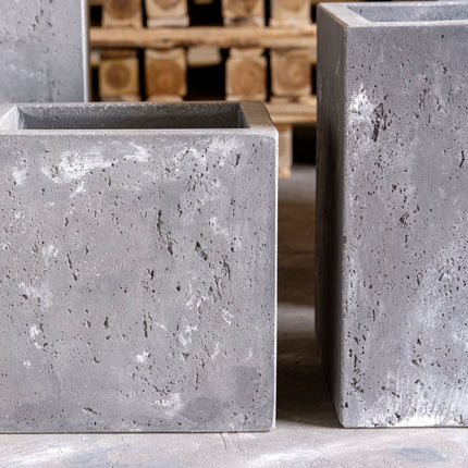 Cubrosa | Onyx Dusk – 85cm Extra Extra Large Concrete Square Planter – 459L Block Plant Pot