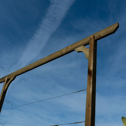 Screen Pergola, Plant Climbing Arbour - Chamfered Sculpted Brace