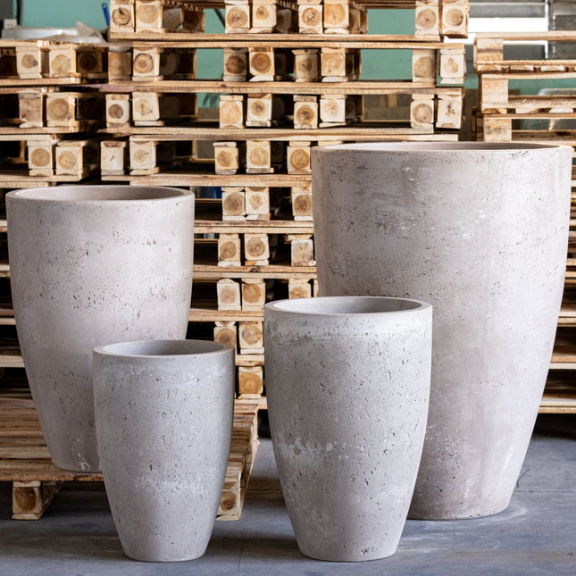 Vessara | Truffle – 75cm Extra Large Tall Concrete Planter – 61L Round Plant Pot