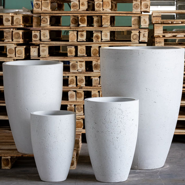 Vessara | White Mist – 52cm Large Tall Concrete Planter – 15L Round Plant Pot