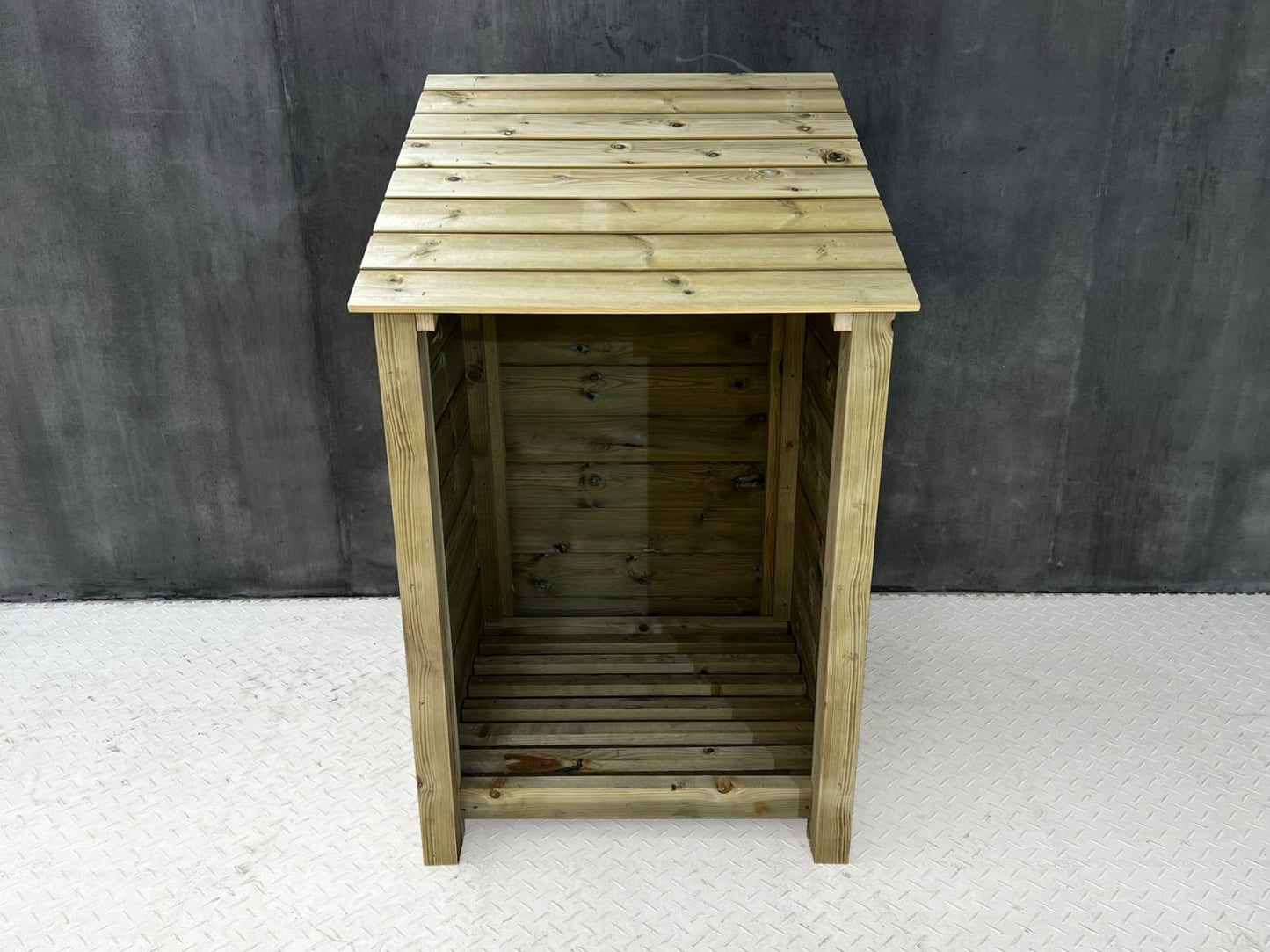 Wooden Premium Tongue/Groove Log Store (W-79cm, H-126cm or H-180cm, D-88cm)