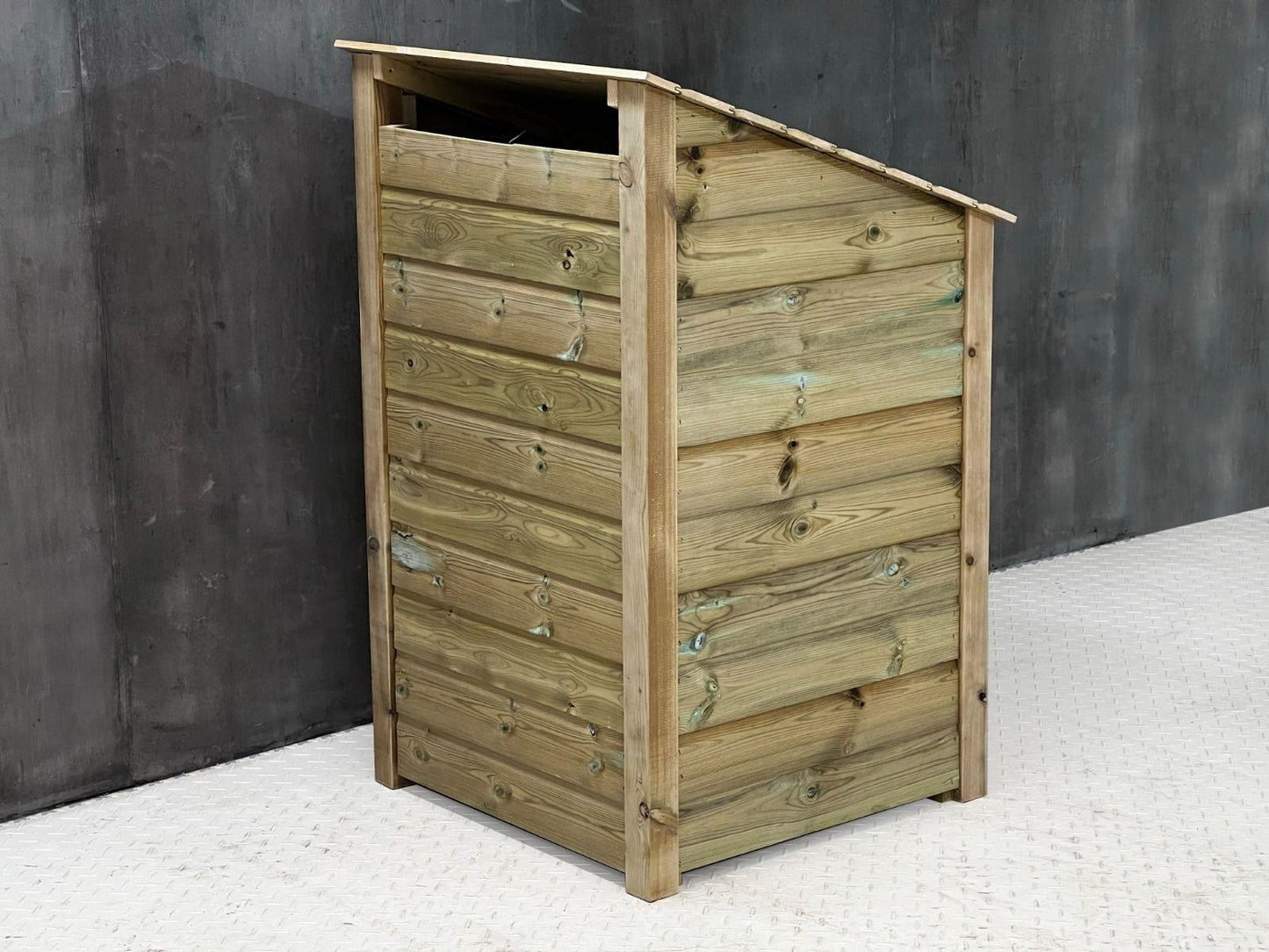 Wooden Premium Tongue/Groove Log Store (W-79cm, H-126cm or H-180cm, D-88cm)